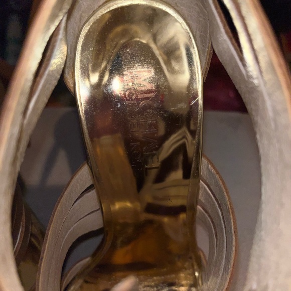 💜 Michael Kors Robertson Metallic Gold Sandal Heel 💜 - Picture 15 of 16
